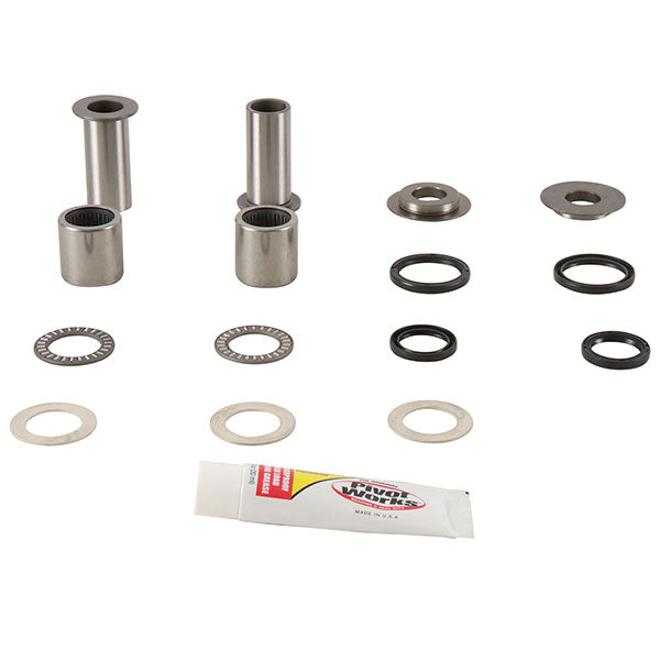 PIVOT WORKS SWINGARM BEARING KIT SUZUKI PWSAK-S15-400