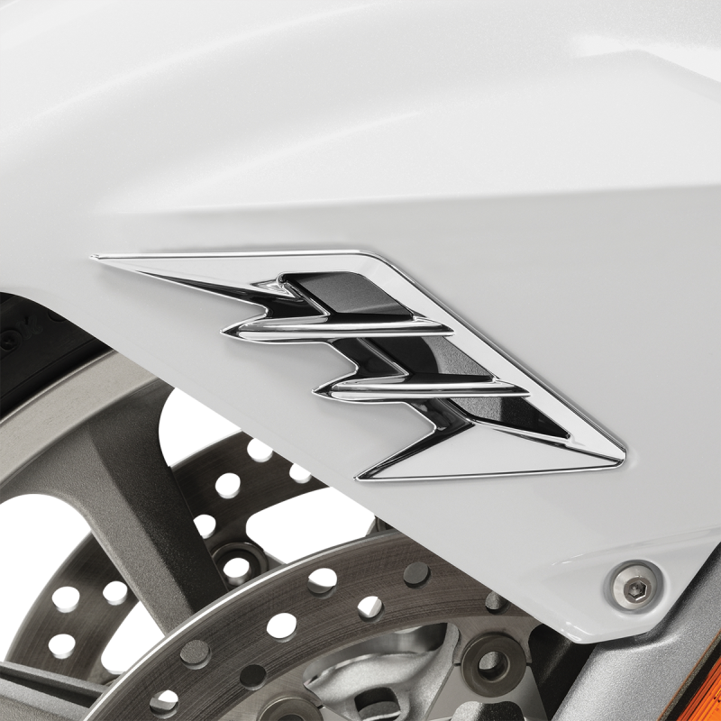 SHOW CHROME FRONT FENDER VENT ACCENT CH PR 52-959