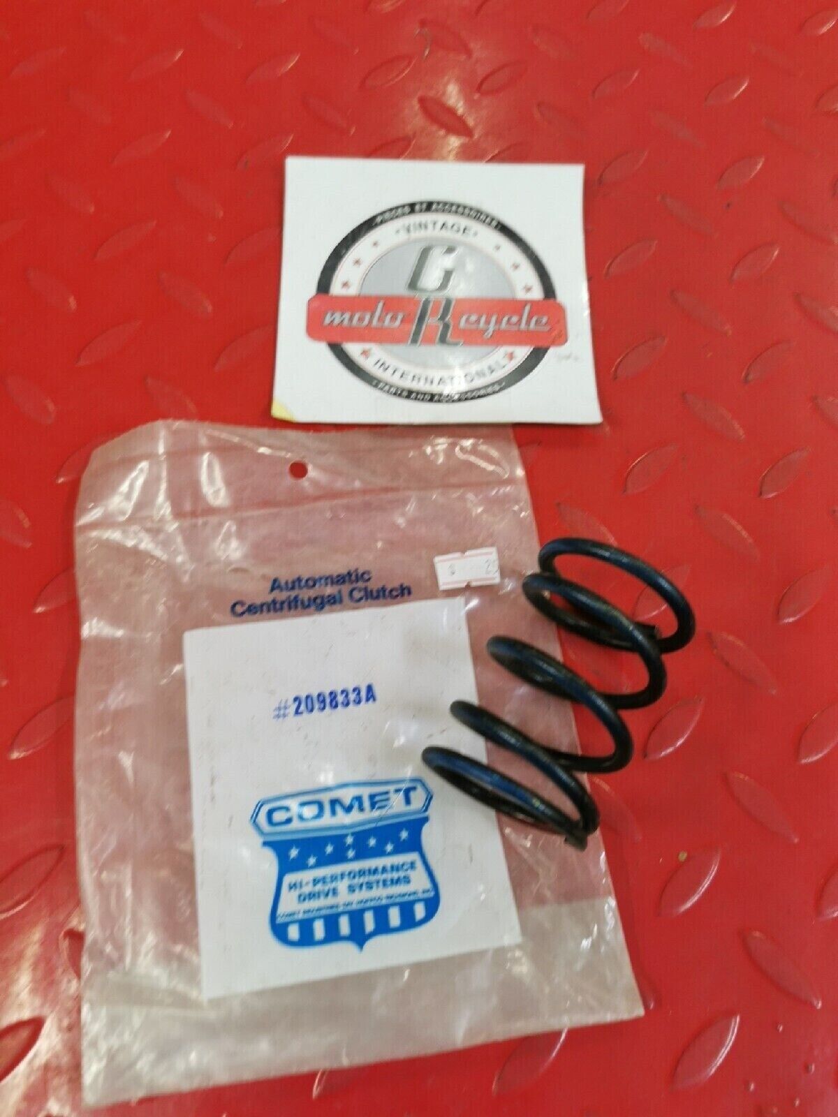 NOS Comet Clutch Spring BLUE  209833A   J12