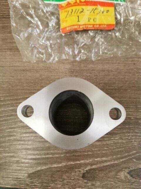NOS SUZUKI T500 1971 - 1975 PIPE INTAKE NO 2 13112-15300 S40