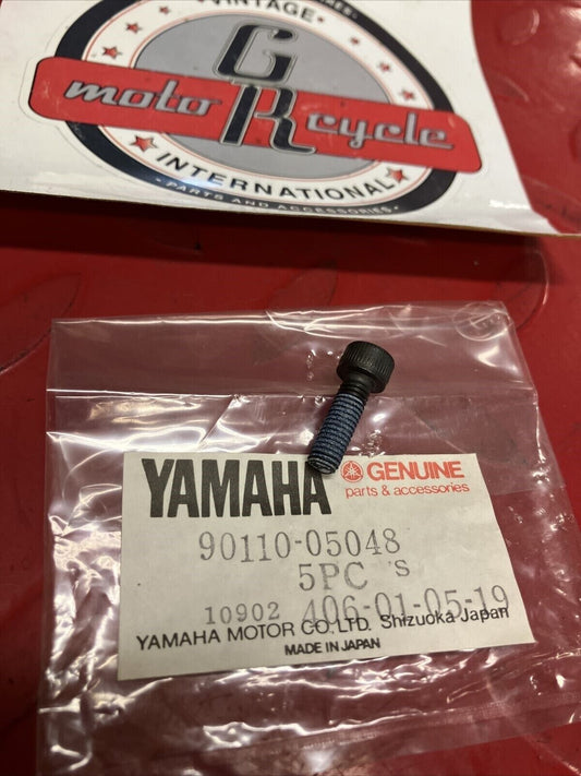 NOS YAMAHA PRIMARY SHEAVE CLUTCH HEX SOCKET HEAD BOLT 90110-05048-00 Y61