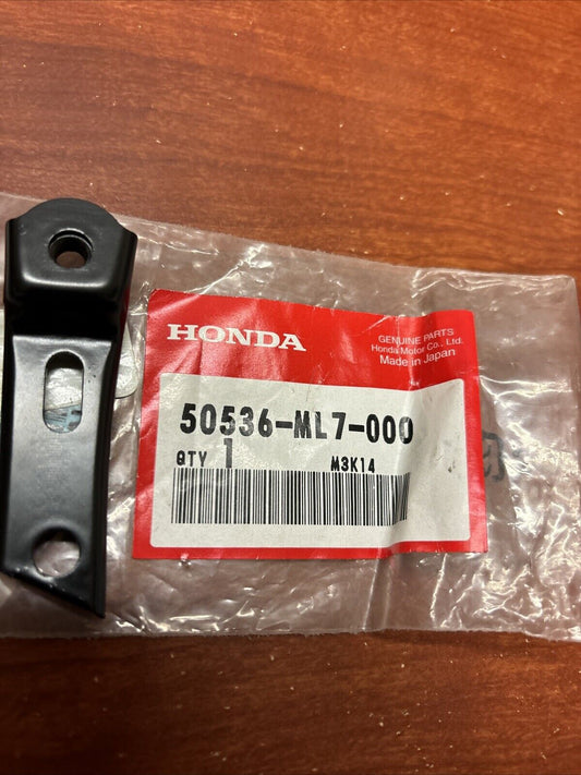 NOS Honda VFR700F VFR750F LOWER COWL UNDER STAY 50536-ML7-000 H170