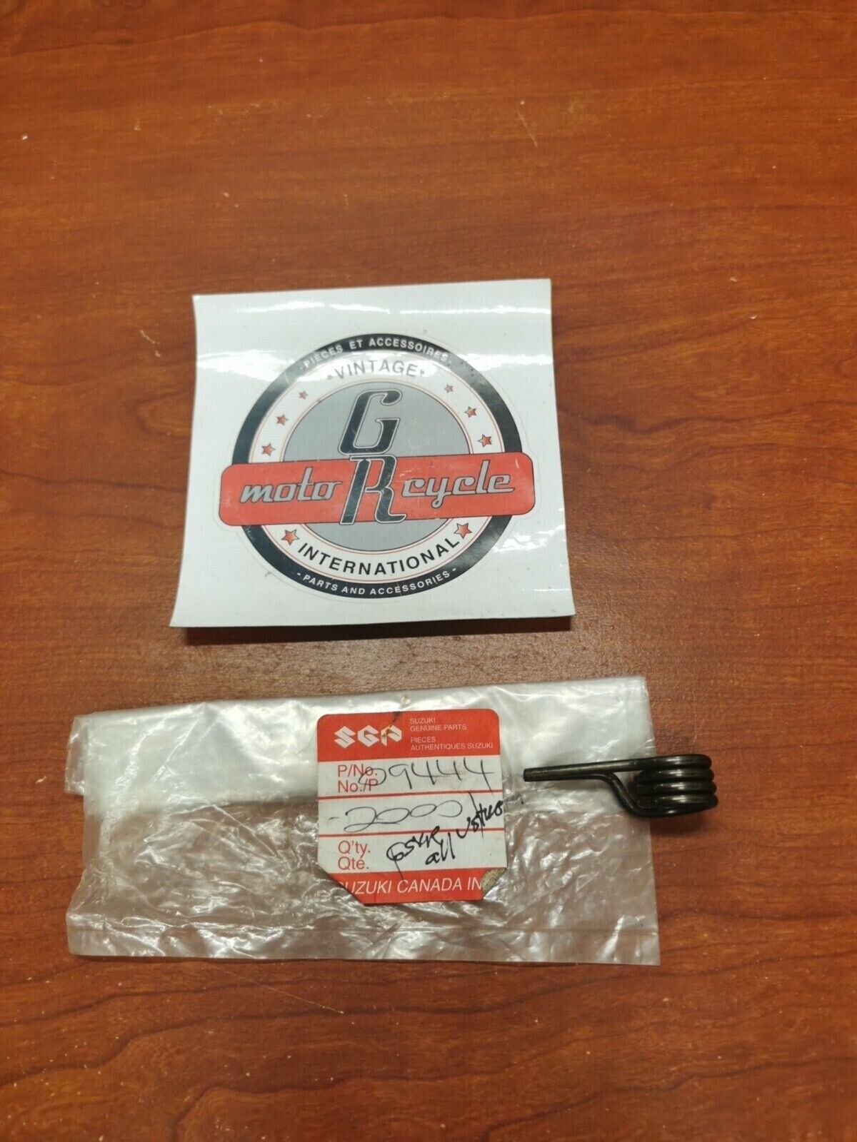 NOS Suzuki SPRING 09444-20001-000 S19