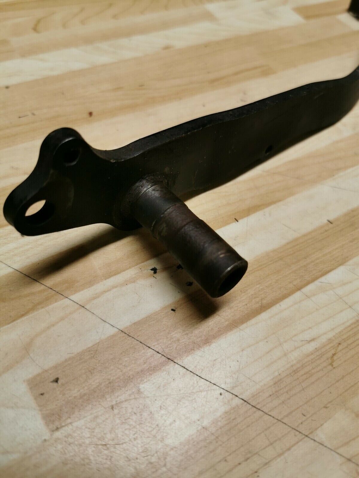 Suzuki DR350 1991 rear brake pedal lever arm