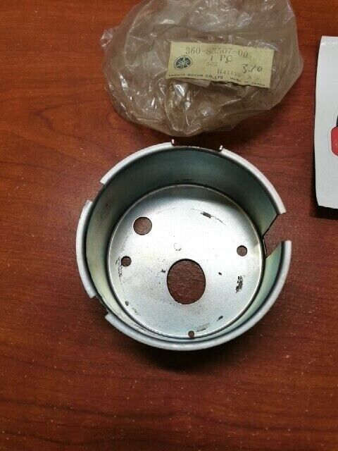 NOS Yamaha 1973 - 1975 RD250 73- 74 RD350 SPEEDOMETER COVER 360-83507-00-00 Y115