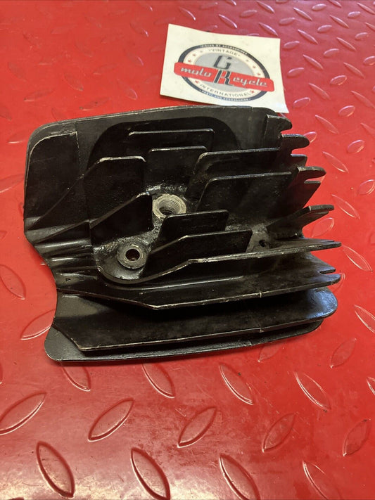 Yamaha DT125 1978 cylinder jug barrel head 2