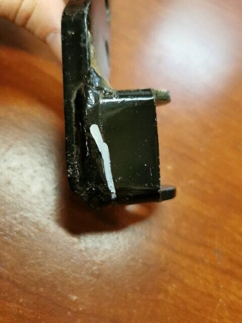 NOS Honda 1983 ATC250R RIGHT FOOTPEG PLATE 50616-964-010 H84