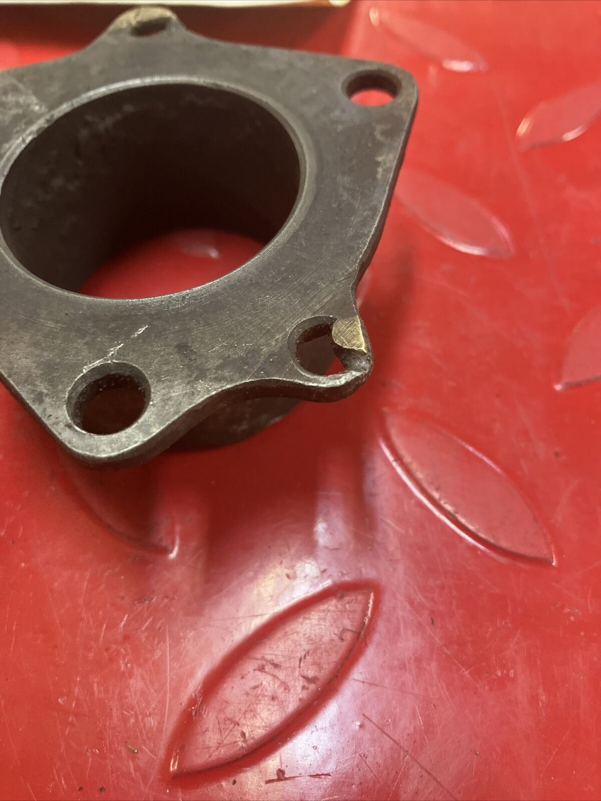 Suzuki RM125 1982 exhaust manifold pipe header flange holder 1981 1983 2