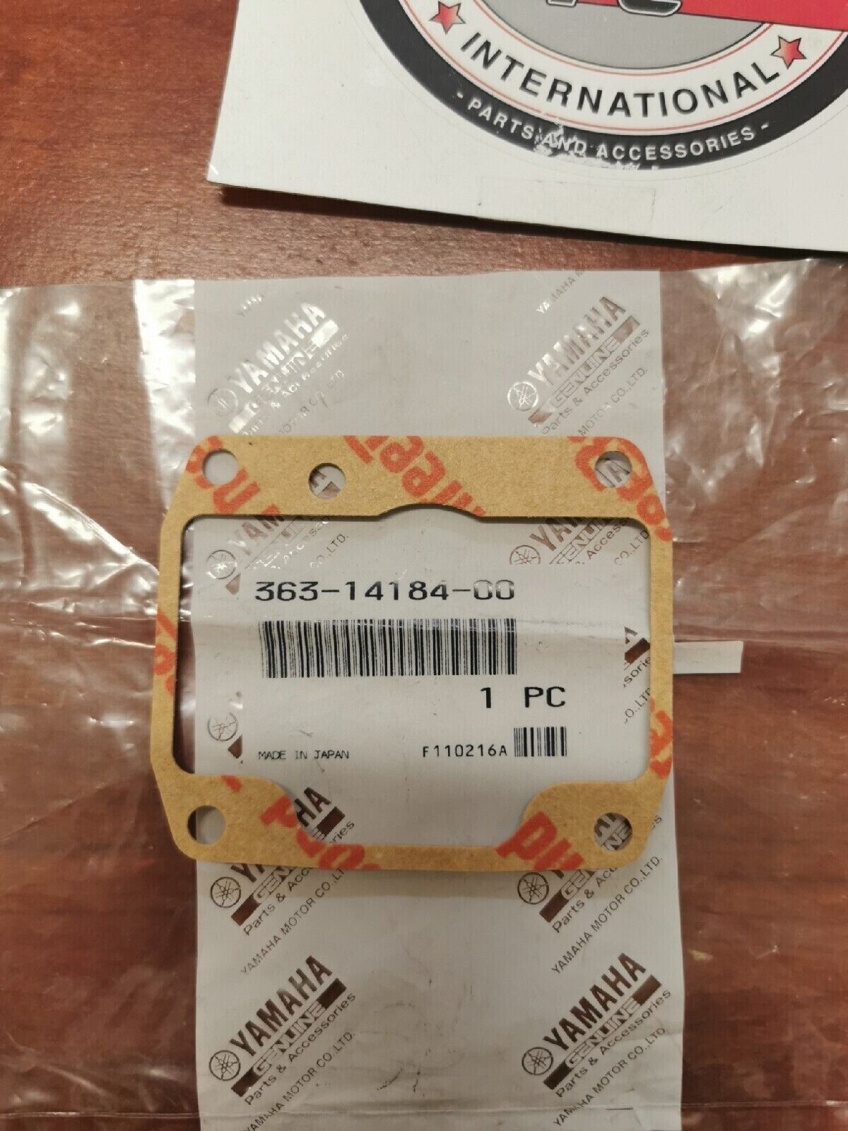 NOS Yamaha IT400 YZ490 YZ250 YZ125 FLOAT CHAMBER GASKET 363-14184-00-00 Y76