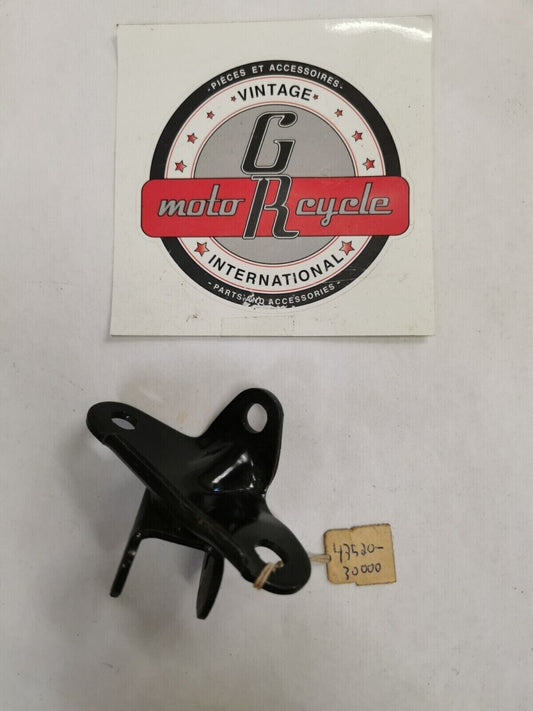 NOS SUZUKI TS250 1971  1972 HOLDER FOOTREST LH 43520-30000 S24