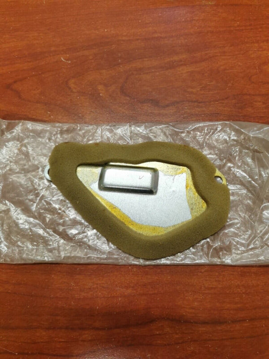 NEW NOS SUZUKI TC100 TC125 TS185 TS100 OIL PUMP INSPECTION CAP 11380-27300 S30