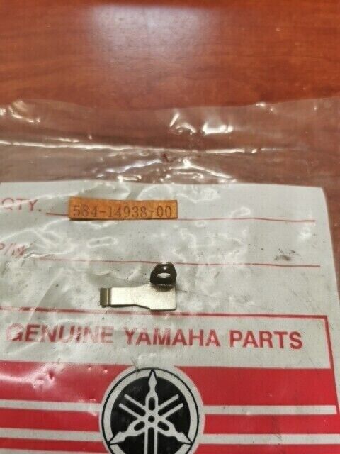 NOS Yamaha XS250 XS360 XS500 XS650 STARTER LEVER SPRING 584-14938-00-00 Y154