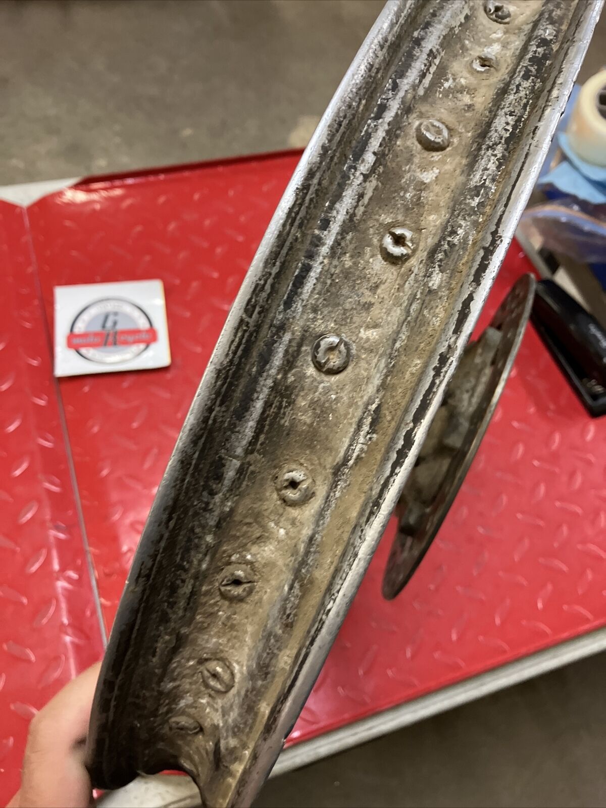 Suzuki RM125 1993 rear wheel hub rim spoke