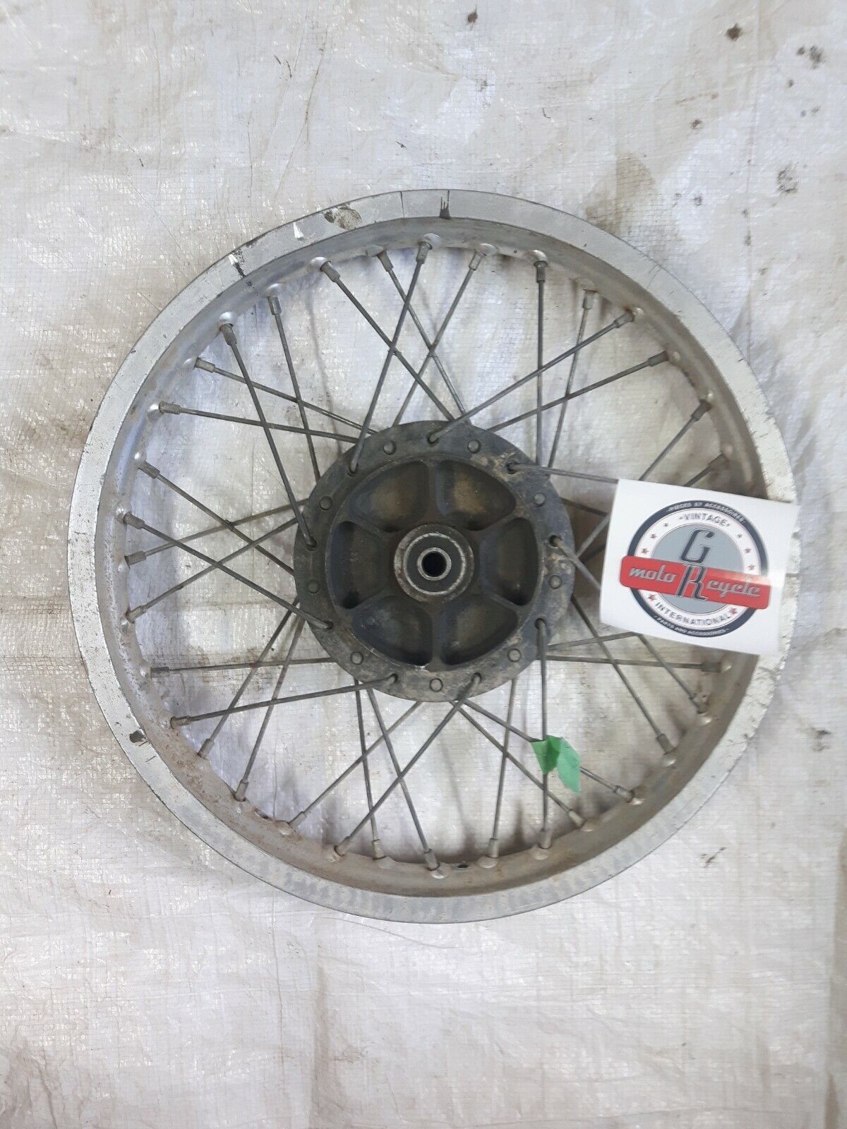 Suzuki PE175 1980 rear wheel hub rim 1981