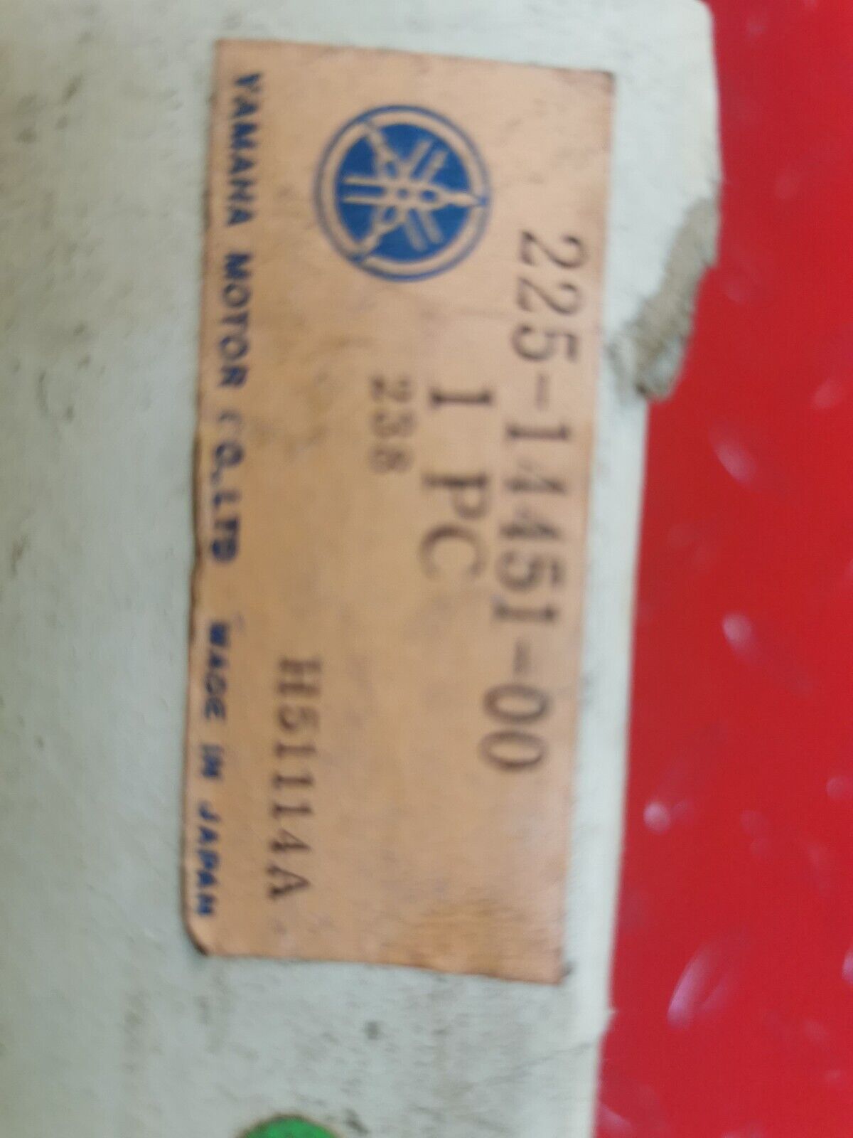 NOS YAMAHA L5 1970 CASE AIR CLEANER 1 Y13