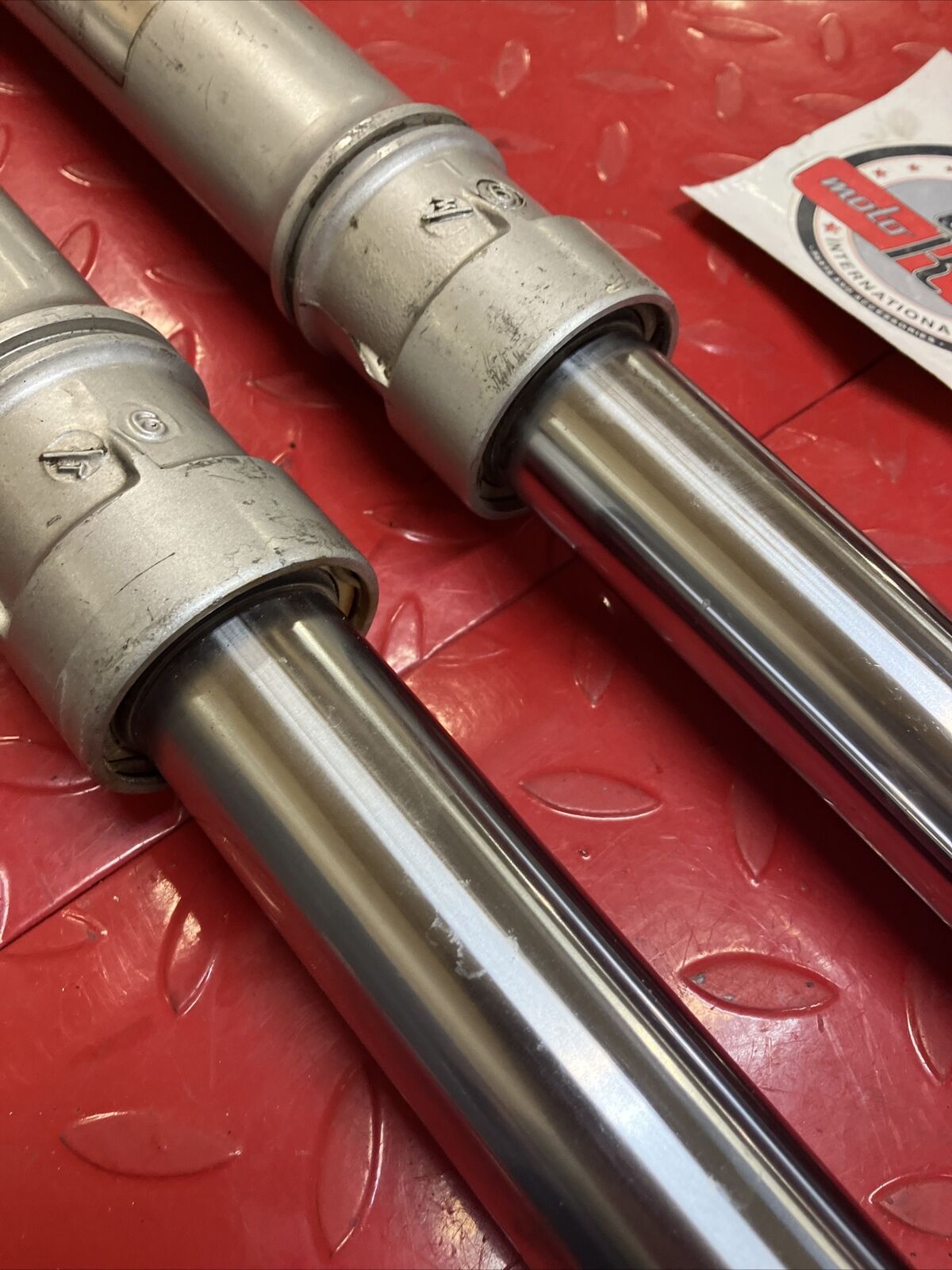 Yamaha DT200 3BN left right front forks
