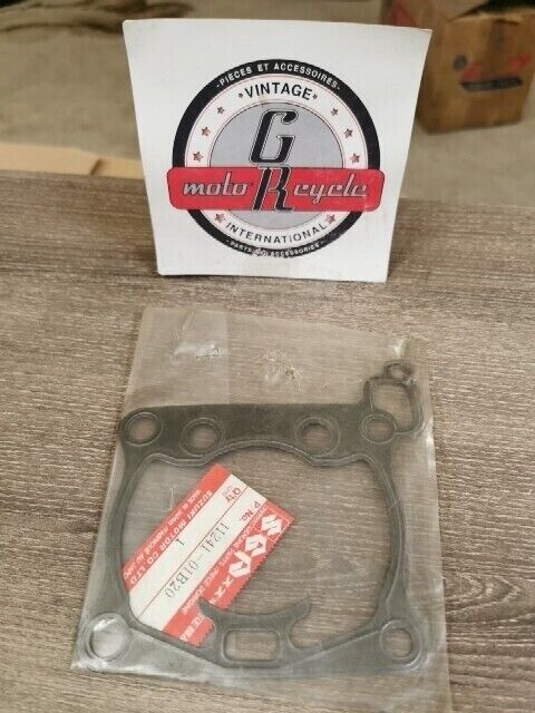 NOS SUZUKI RM125 1986 - 1988 GASKET CYLINDER 11241-01B20 S43