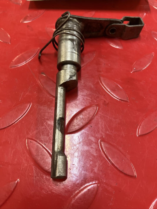 Yamaha YZ400 1977 clutch lifter actuator release arm lever push