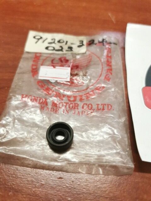 NEW NOS Honda CB125 CB250 MB50 MTX125 NS50 OIL SEAL 6.5X14.5X7 91201-324-023 H99