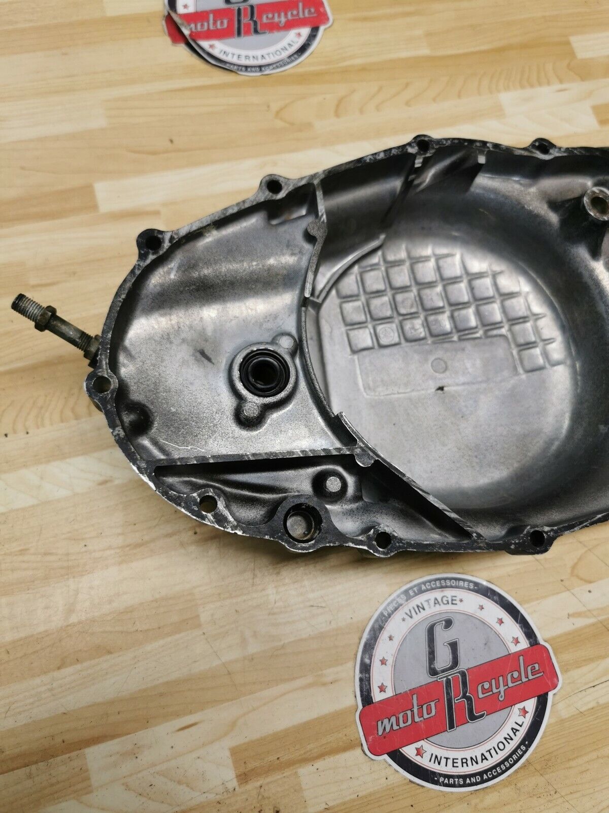 Yamaha DT250 1976 right crankcase clutch cover panel DT400