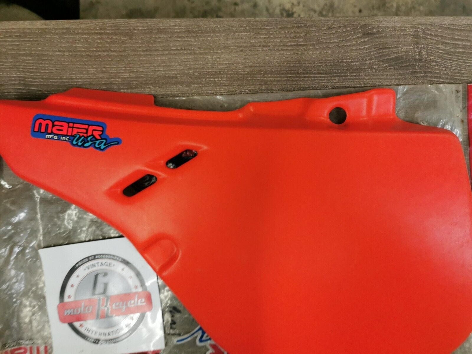NOS Maier CR125R CR250R CR500R 1987 LEFT SIDE COVER PANEL  20603 J44