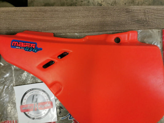 NOS Maier CR125R CR250R CR500R 1987 LEFT SIDE COVER PANEL  20603 J44