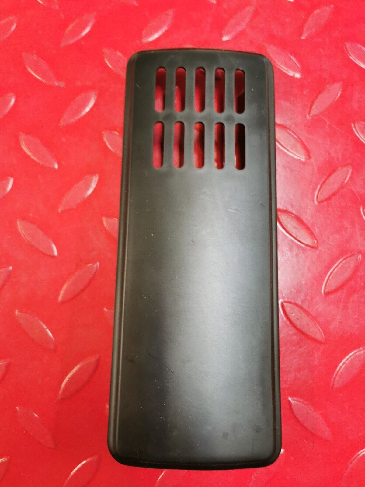 NOS Yamaha 1979 - 1987 QT50 COVER PANEL FRONT FORK 3L8-23391-00-00 Y16