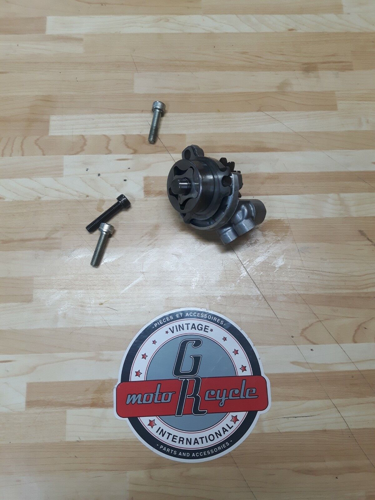 Yamaha YZ250F 2010 oil pump gear housing WR250F 2