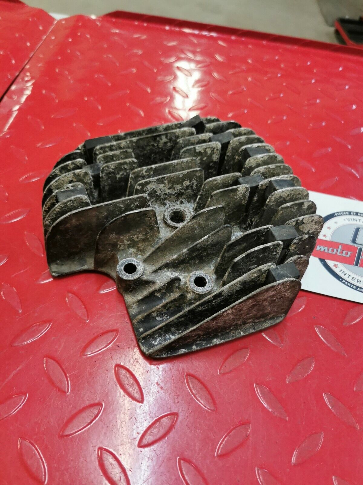 Suzuki TS185 1977 - 1981 cylinder head jug barrel cover T