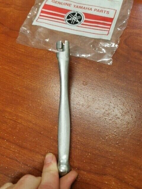 NOS Yamaha BR250 ET250 ET300 LEFT LEVER 803-83912-00-38 SUB 803-83912-00-00 Y131