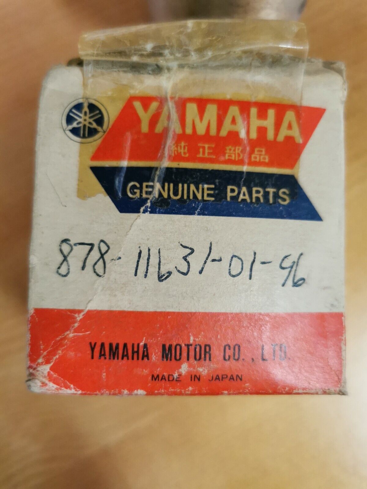 NOS YAMAHA PISTON STD 878-11631-01-96 Y46