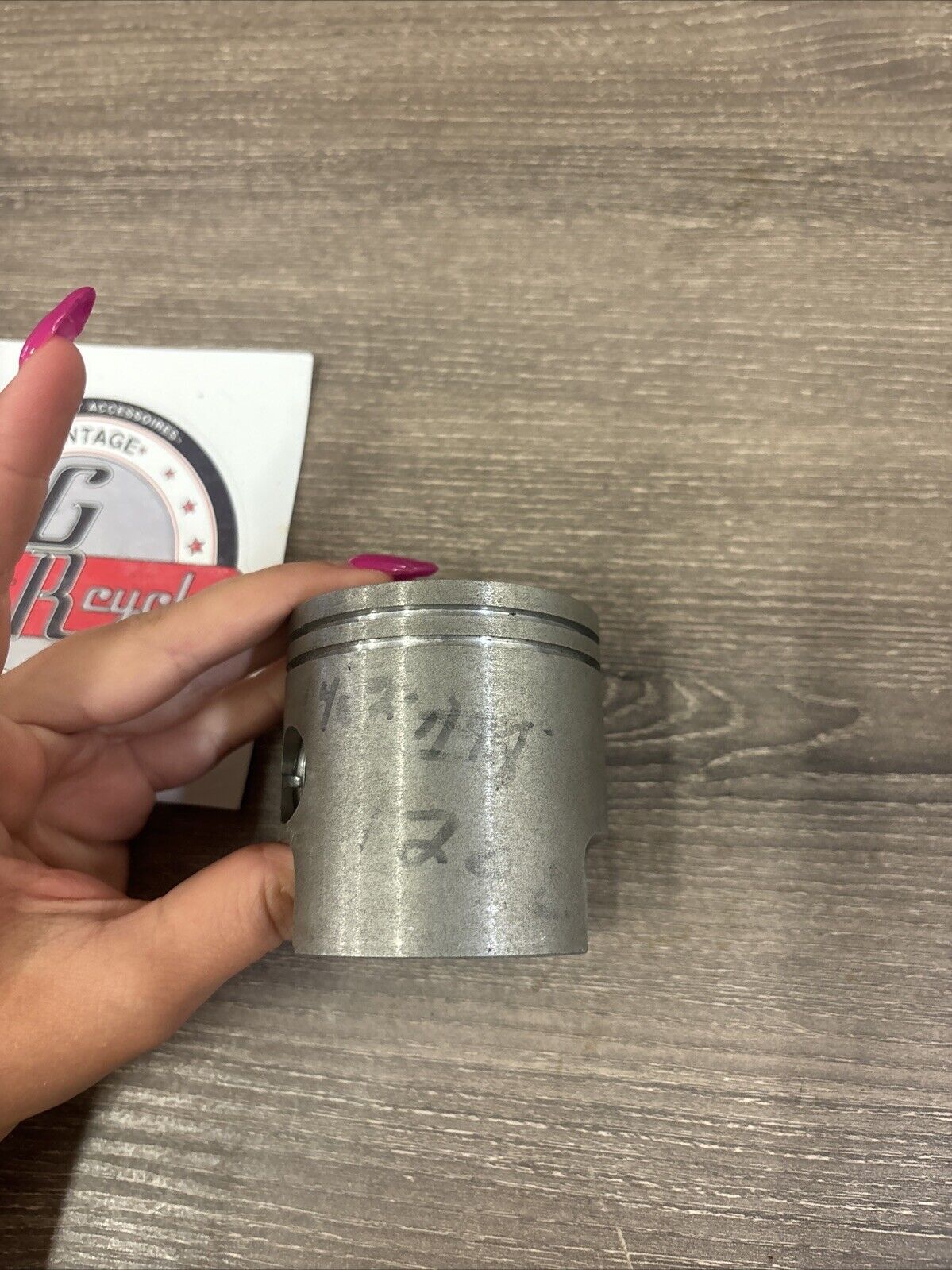 NOS BOMBARDIER SKIDOO OLYMPIQUE NORDIC 399 400 PISTON STD 64.5MM 402-1200 J62