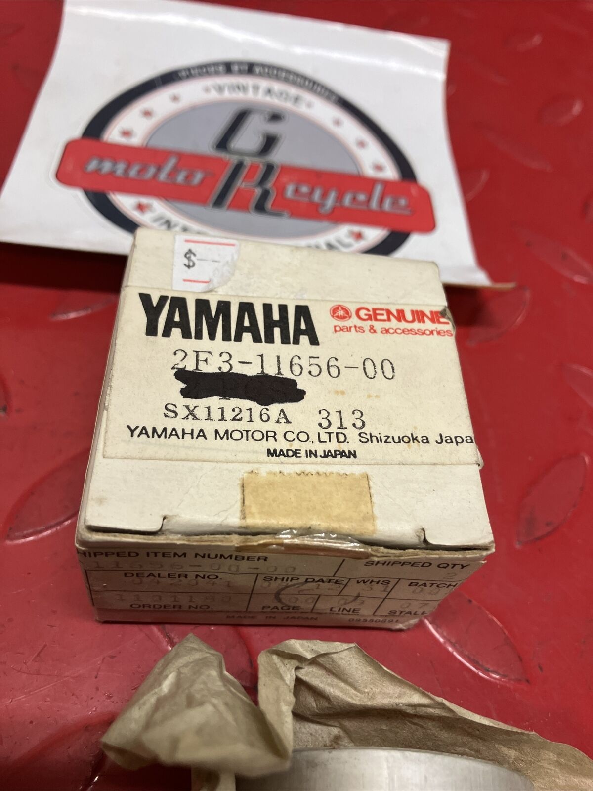 NOS YAMAHA PLANE BEARING 2F3-11656-00-00 SOLD EACH Y65