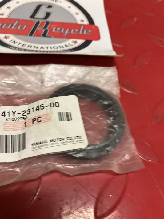 NOS YAMAHA FRONT FORK OIL SEAL 41Y-23145-00-00 Y61