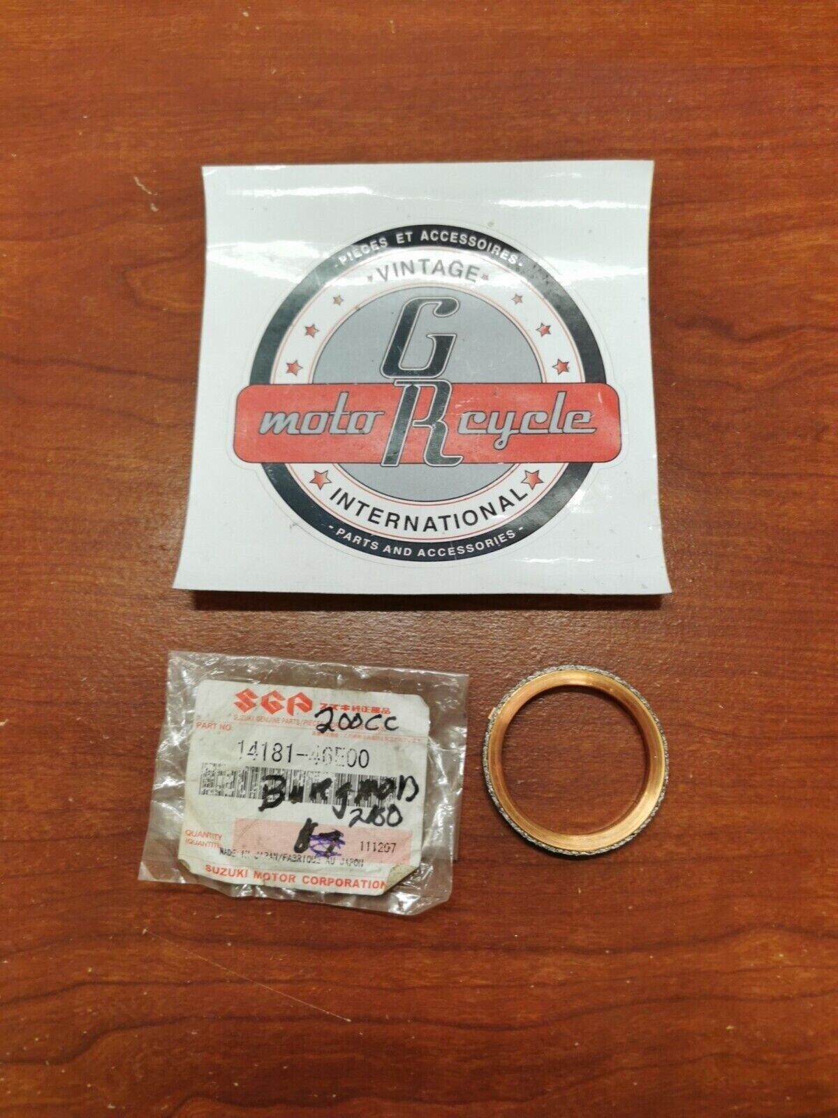NOS Suzuki UH200A GSX-S750Z EXHAUST PIPE GASKET 14181-46E00 SUB. 14181-46E10 S20