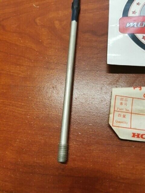 NOS Honda CB175K CD175 CL175 SL175 CYLINDER STUD BOLT 90031-313-010 H99