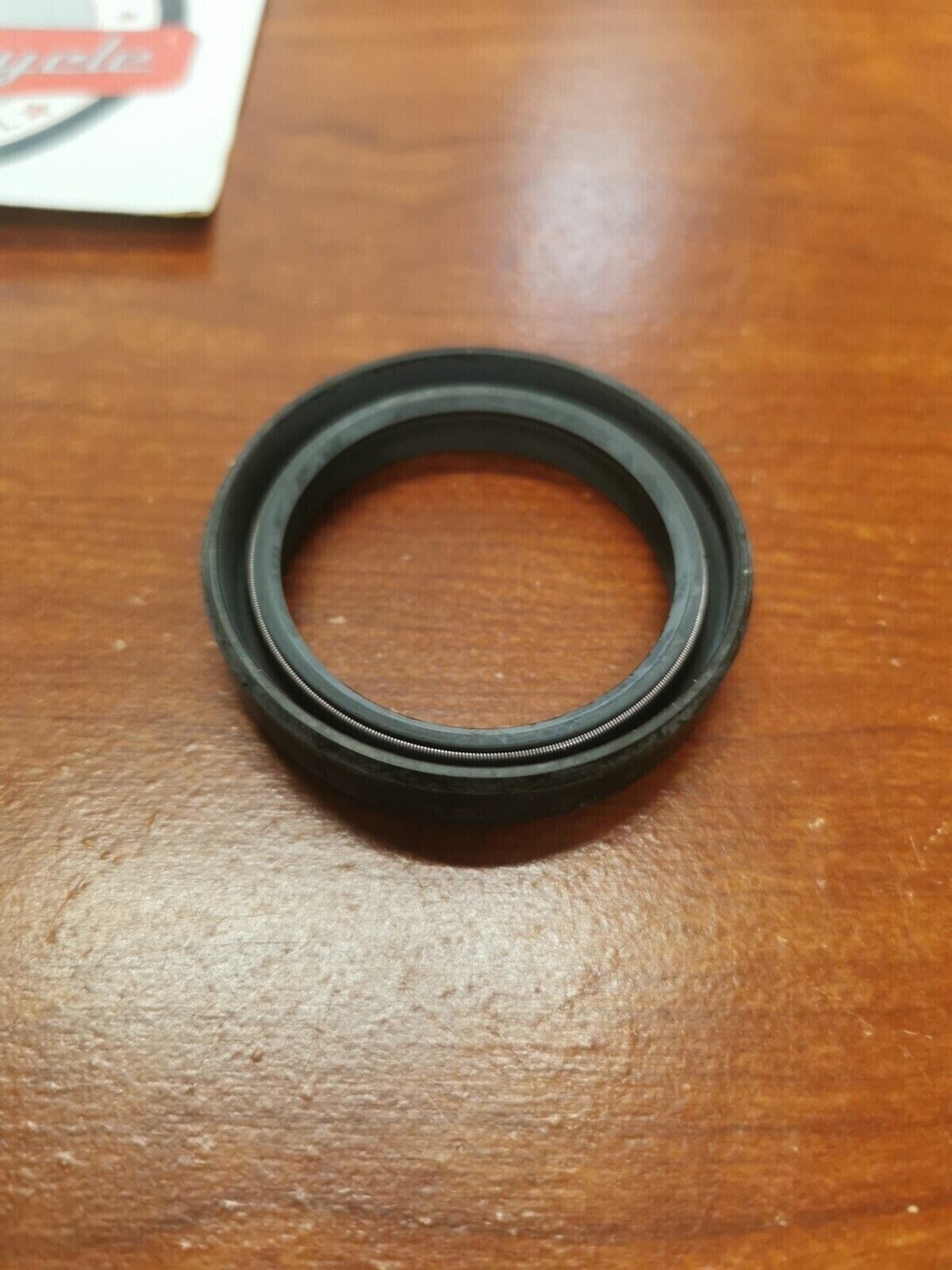 NOS Kawasaki ZX1100 ZX750 ZR1100 OIL SEAL 92049-1392 K35