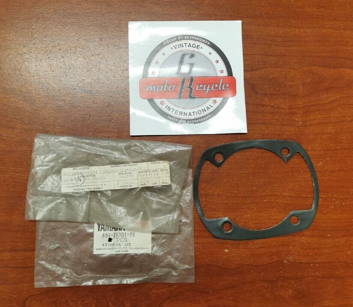 NOS Yamaha ET250 GP246F GASKET CYLINDER SUB. 881-11351-02-00 Y75