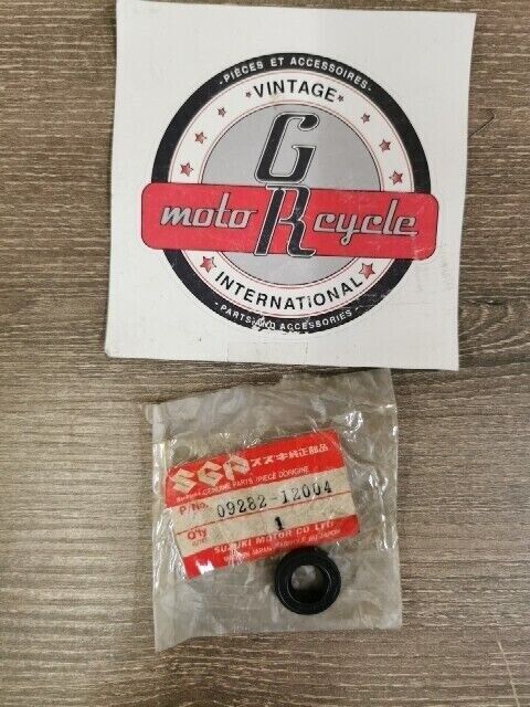 NOS SUZUKI JR50 LTA50 GT185 SEAL OIL 12X22X5  09282-12004 S53