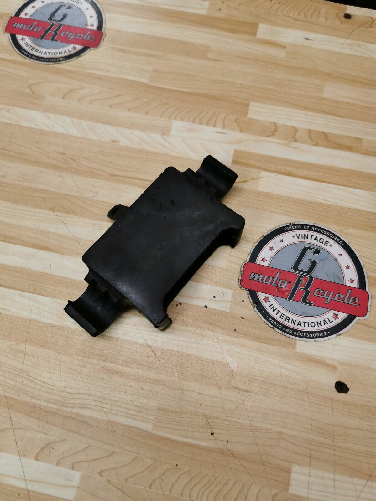 Suzuki DR350 1992 CDI ecu computer black box rubber hanger holder cushion