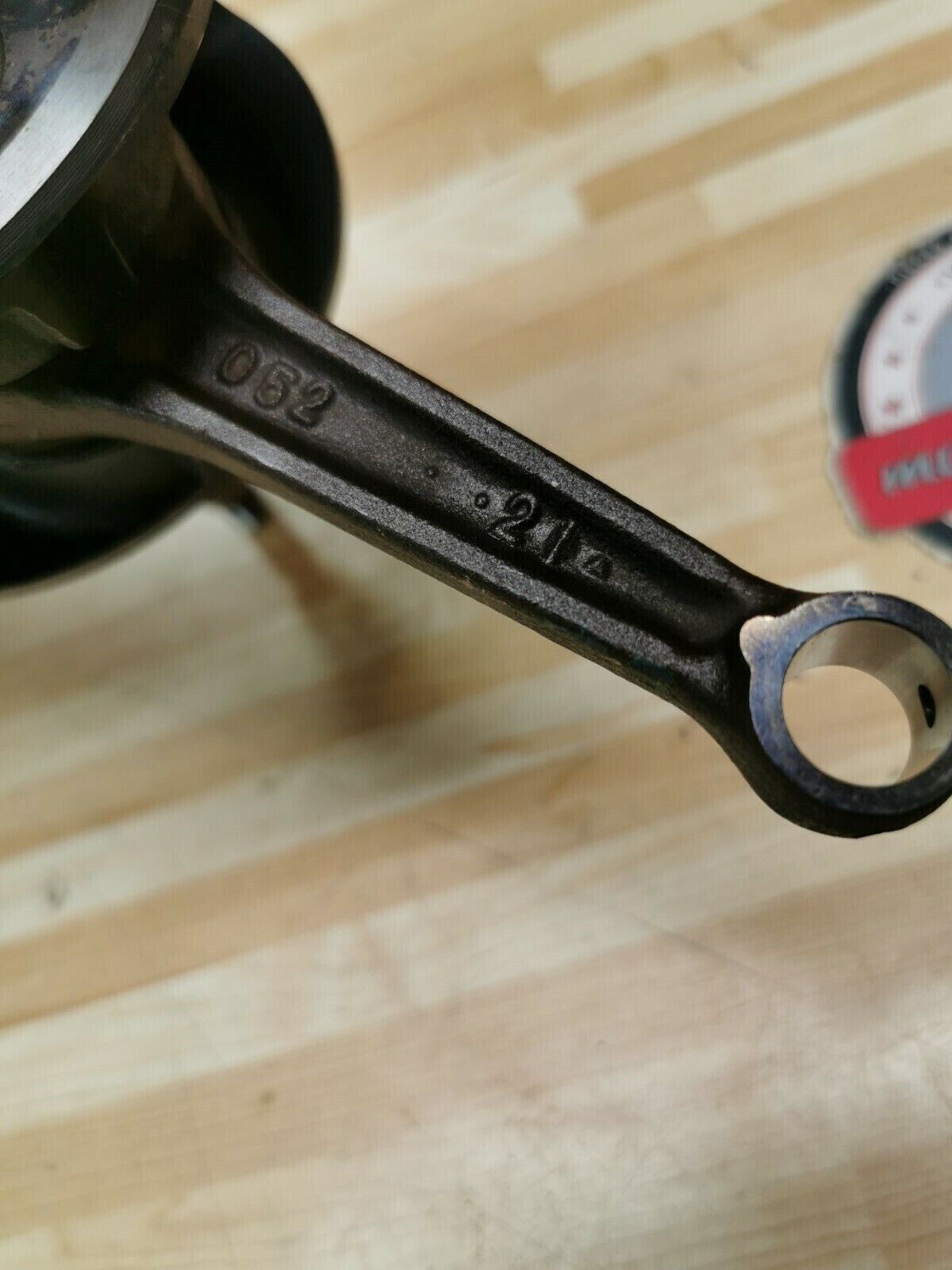 Suzuki DR100 1985 crankshaft crank shaft