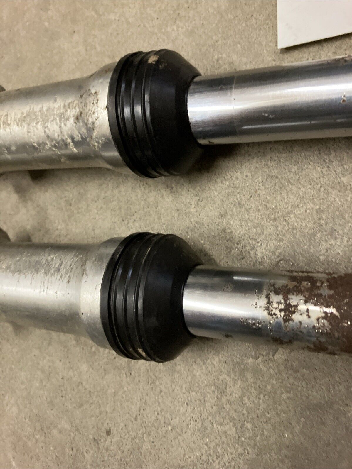 Suzuki RV90 1975 Front forks suspension damper