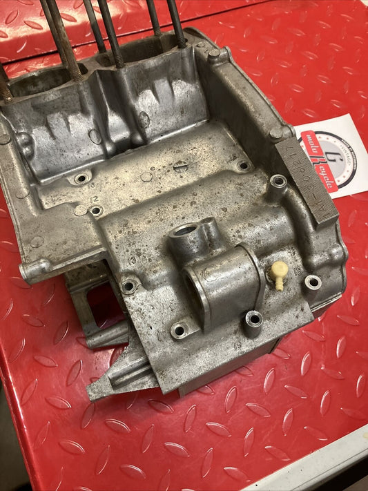 Yamaha RD400 1977 left right crankcase crank case assembly 1976 1978