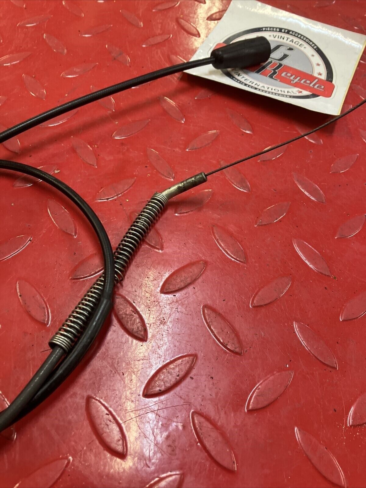 Suzuki RM125 1985 throttle cable 1984