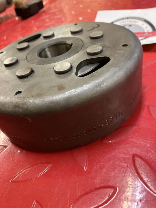 Honda XR350R 1983 flywheel rotor magneto alternator generator 31100-KF0-004 3