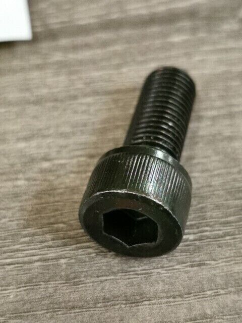 NOS SUZUKI GS700E GSX750ES GV1200GLF 1985 BOLT 10X25 07110-10255 S46