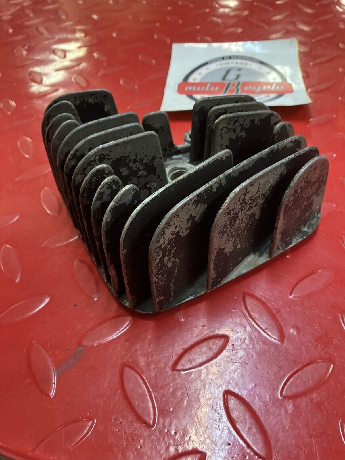 Yamaha GT80 1976 cylinder jug barrel head cover
