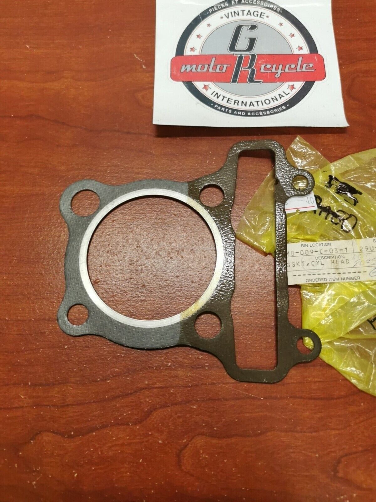 NOS Yamaha CYLINDER HEAD GASKET 29U-11181-00-00 SUB. 59V-11181-00-00 Y95