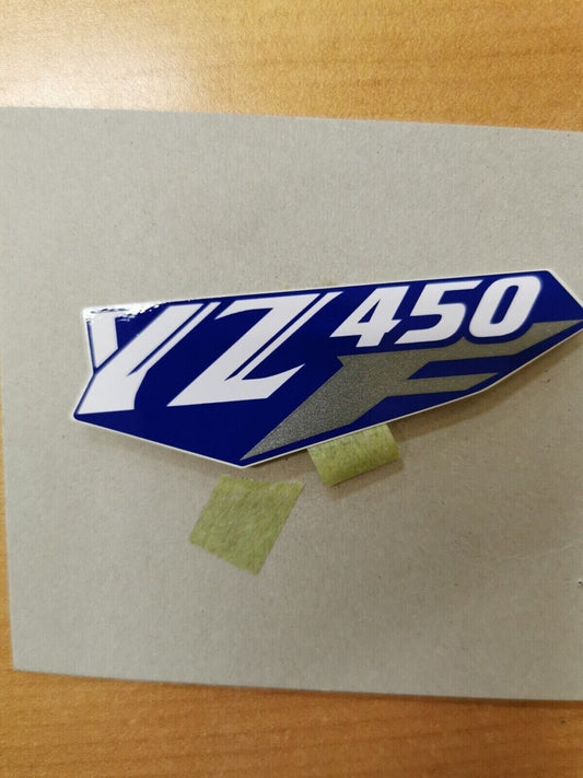 NOS YAMAHA YZ450 2003 EMBLEM 1 5TA-2163G-00 Y49