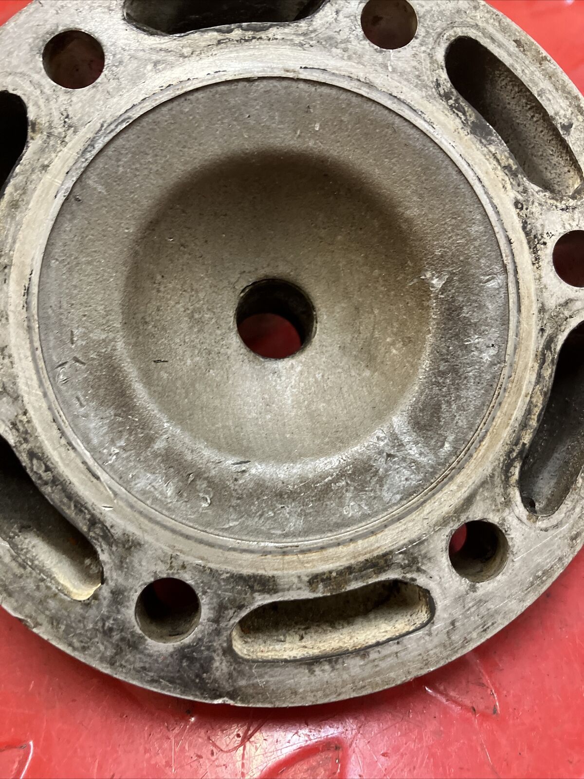 Honda CR250R 1988 cylinder head